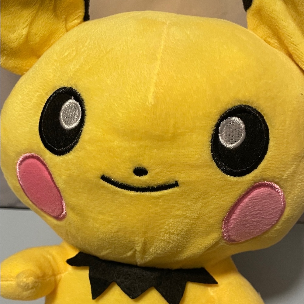 Pokemon Pichu Sitting Yellow & Black Plush Toy 11 inches Stuffed Animal NWT - Picture 2 of 7